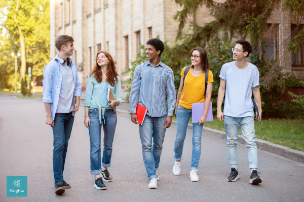 School campus or quad photo - welcoming educational environment